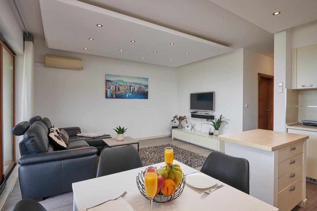 Apartments Lucia ซัฟทัท ภายนอก รูปภาพ
