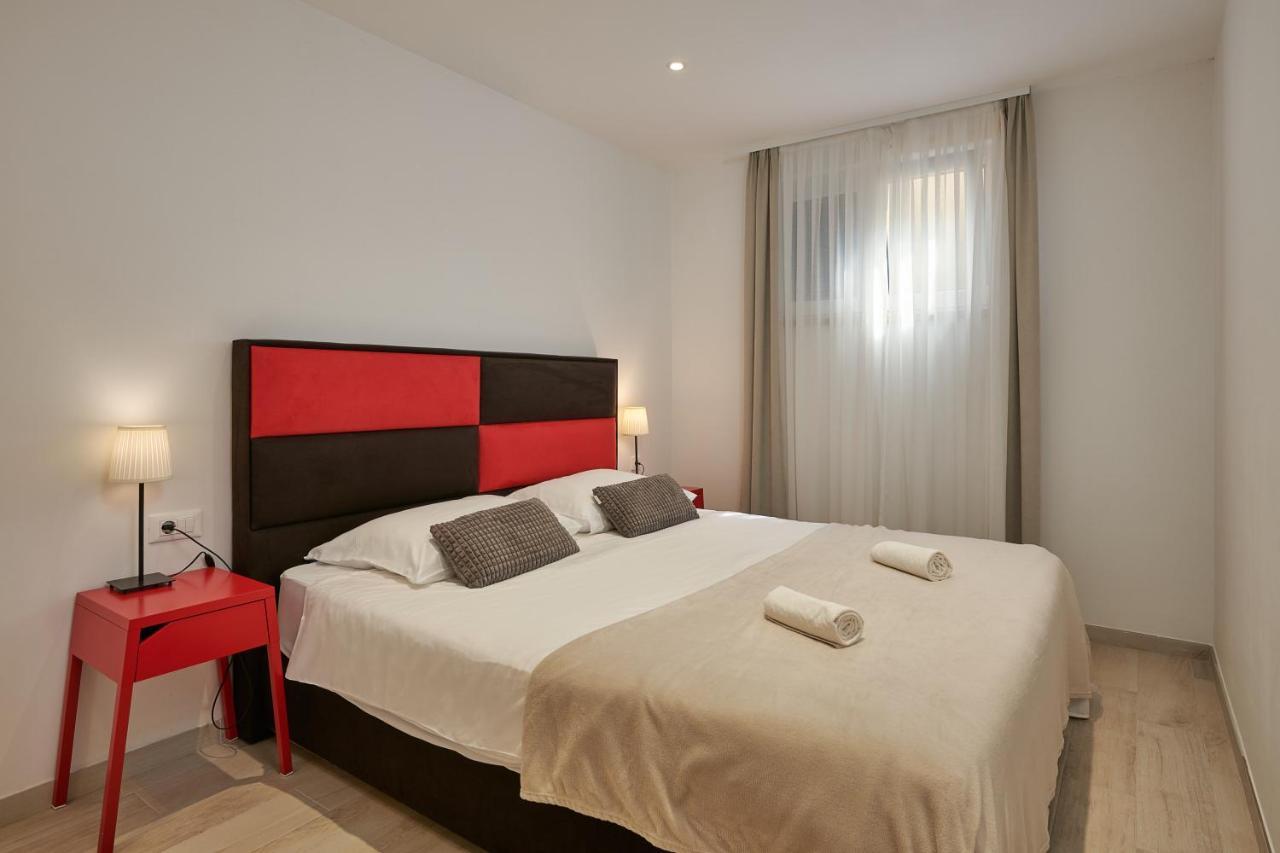 Apartments Lucia ซัฟทัท ภายนอก รูปภาพ
