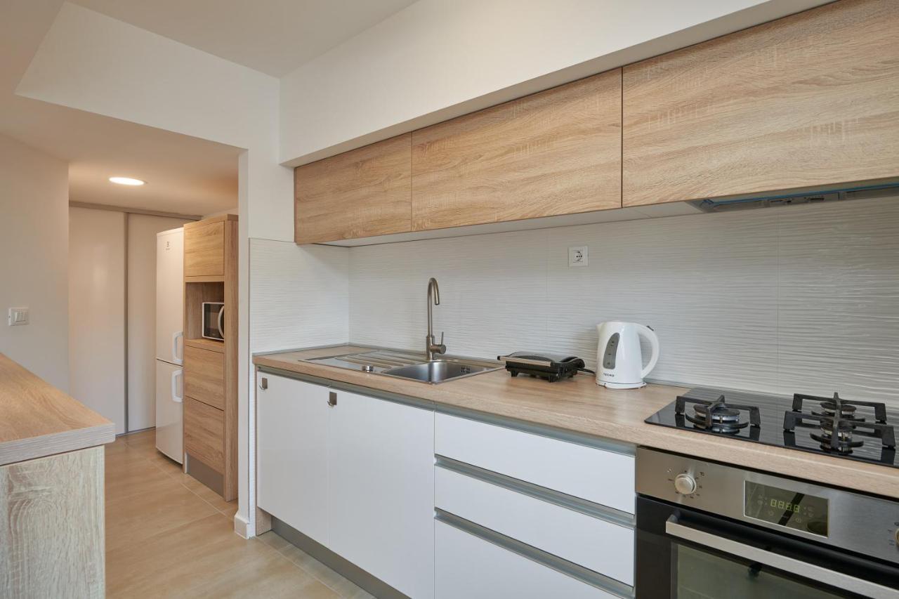 Apartments Lucia ซัฟทัท ภายนอก รูปภาพ