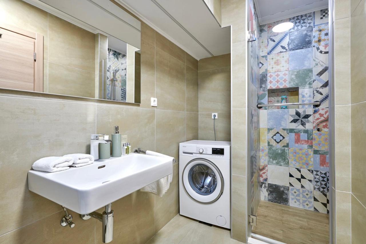 Apartments Lucia ซัฟทัท ภายนอก รูปภาพ